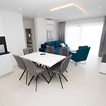Blue Apartamento Makarska